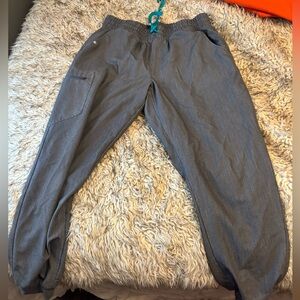 Figs Zamora joggers size large silver grey